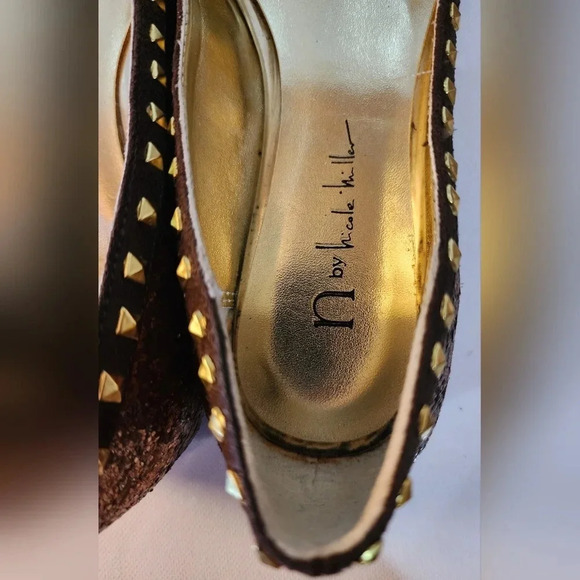 Nicole Miller bronze flats perfect for adding sparkle to any outfit Size 6.5 - Picture 5 of 7